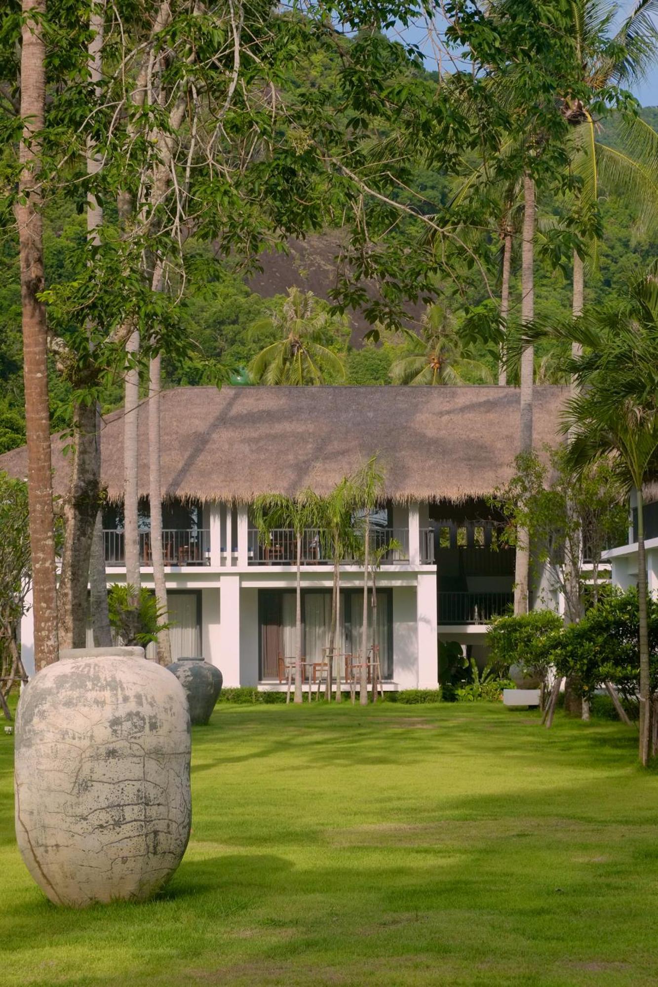 Awa Resort Koh Chang Exteriör bild